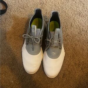 Puma Men's Gray and White Athletic golf Sneakers